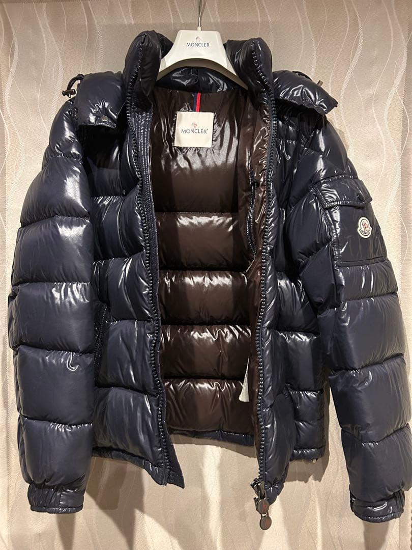 モンクレール フード付きダウンジャケット ネイビー