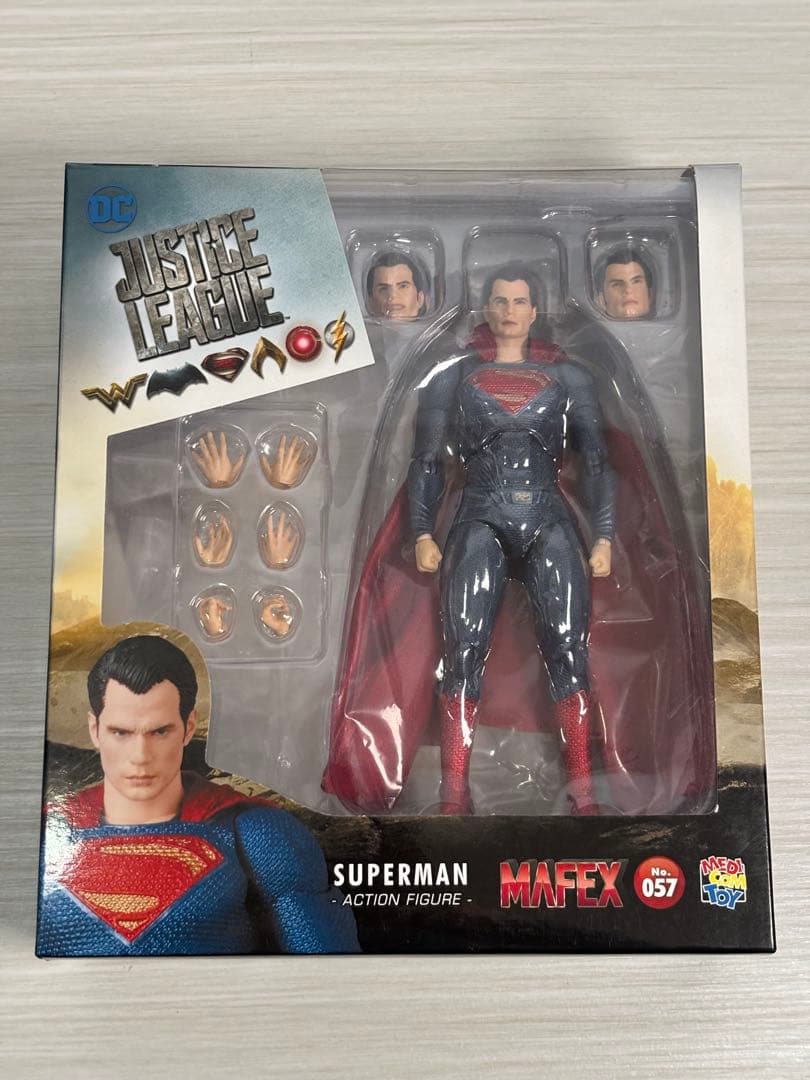 正規品 MAFEX スーパーマン フィギュア figure ジャスティスリーグ