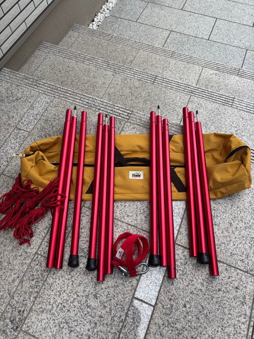 【美品】村の鍛冶屋　伸縮アルミタープポール レッド ４セット　ケース付き