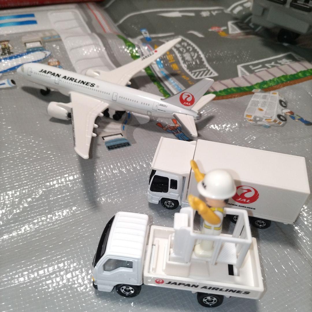 トミカ　トミカ空港　カーゴジェット　エアポートセット　ANA　JAL　飛行機
