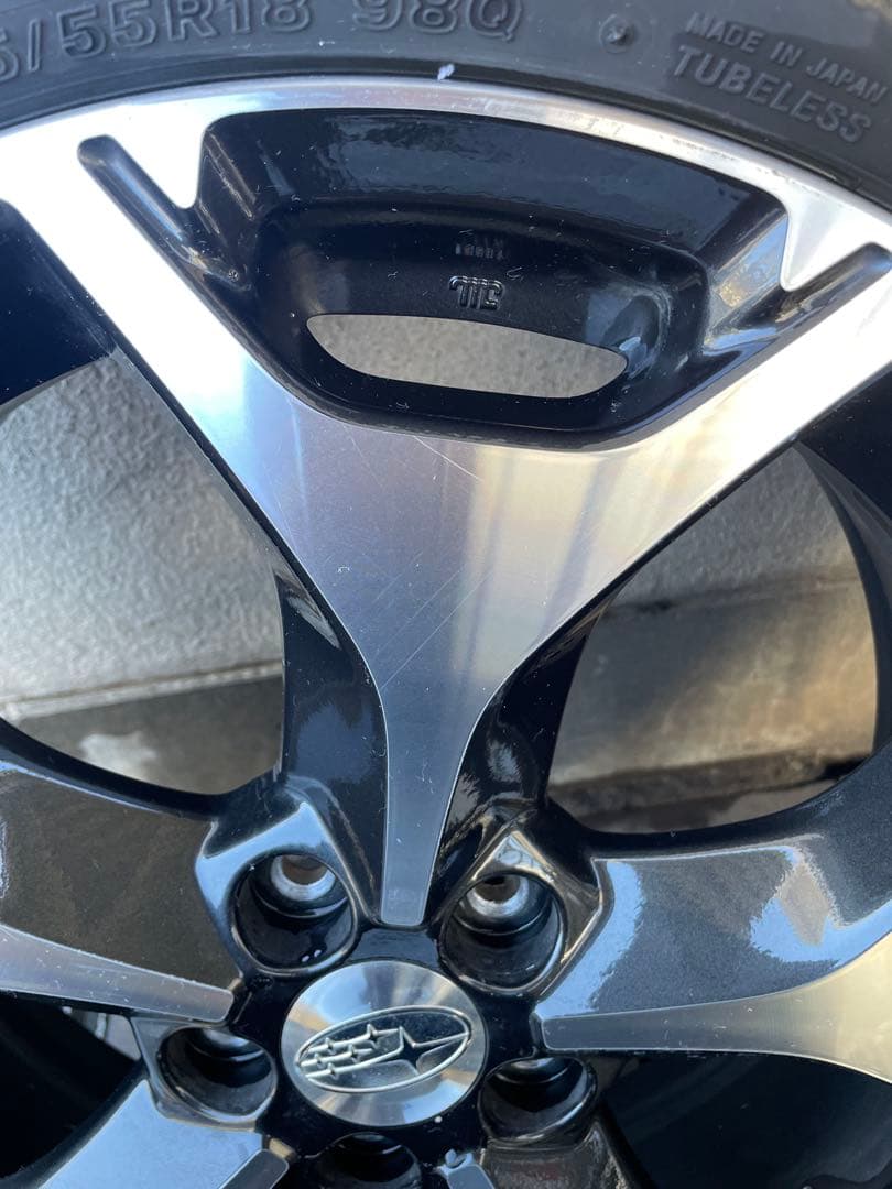 フォレスター純正18インチスタッドレスタイヤホイール4本セット225/55R18