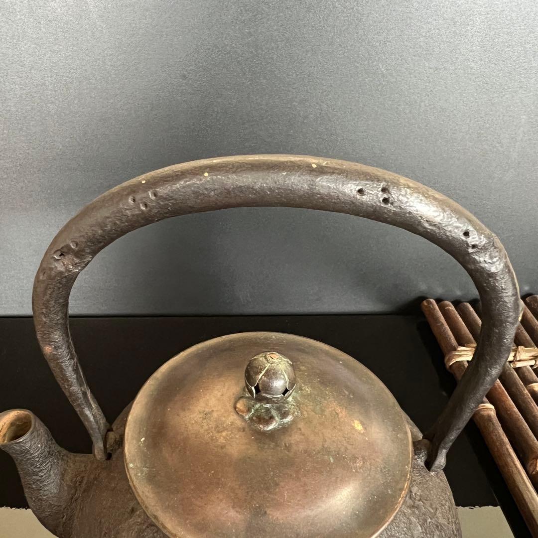 小泉仁左衛門 底部に仁左衛門刻印あり　釜 鉄瓶