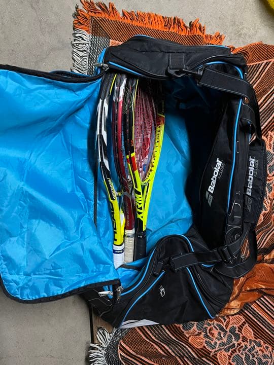 ラケットバッグ
