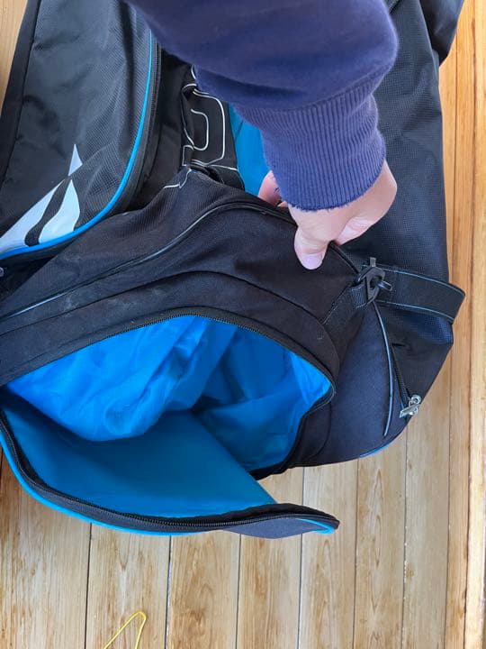 ラケットバッグ