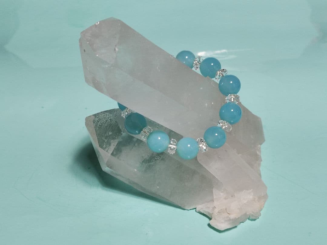 パワーストーン　天然石　ポイント　キーパー入り水晶　677g　No.801