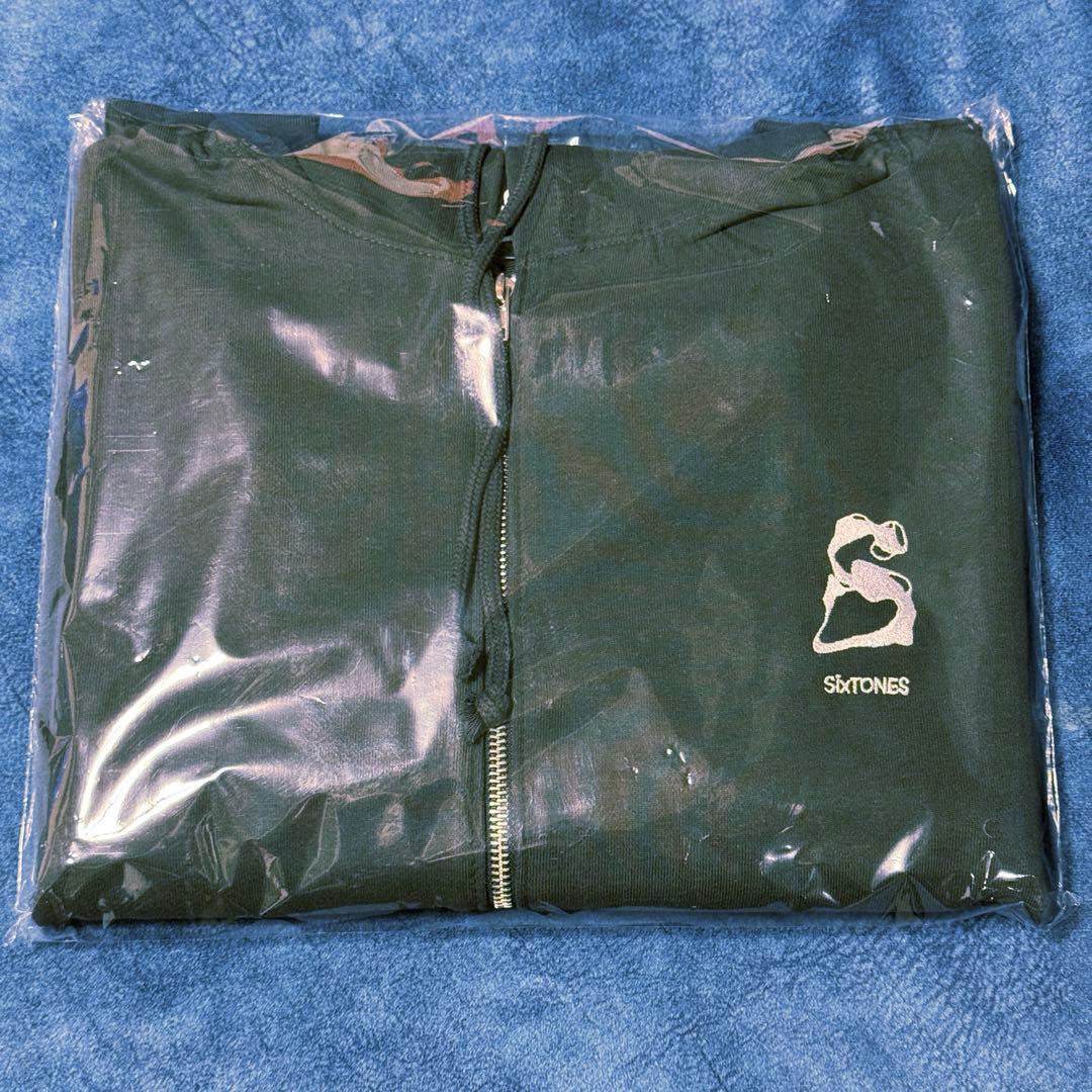 【匿名・新品未開封】SixTONES MILESixTONES パーカー