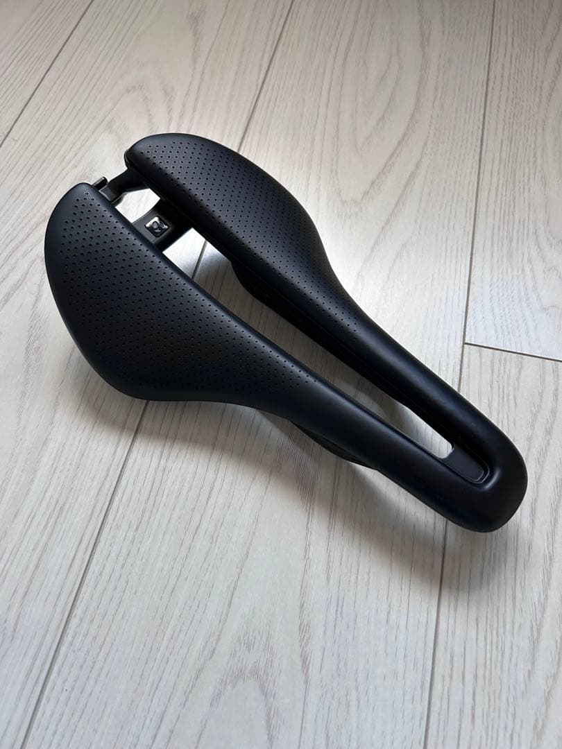 h*i様 BONTRAGER AEOLUS PRO 145mm カーボンレール