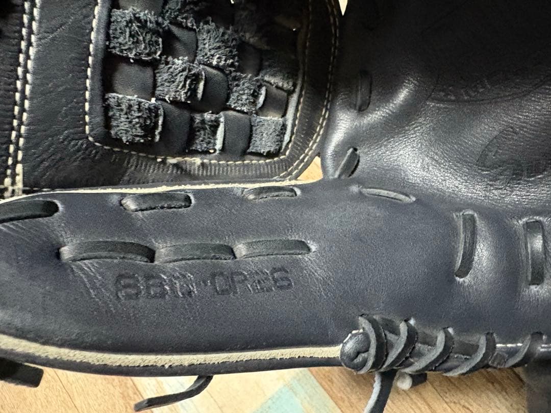 シュアプレイ☆一般軟式投手用（使用回数少ない）キレイです。