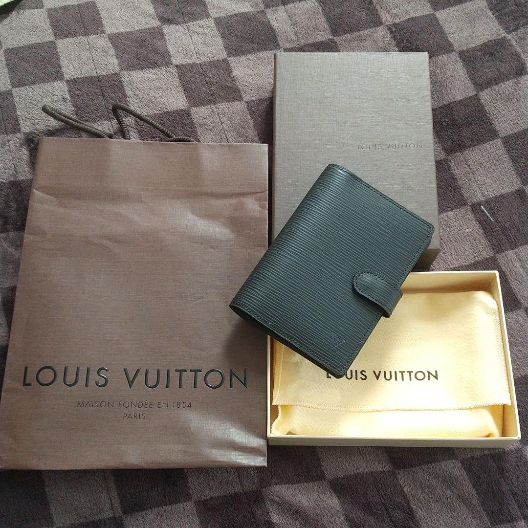 ルイヴィトン エピ 手帳