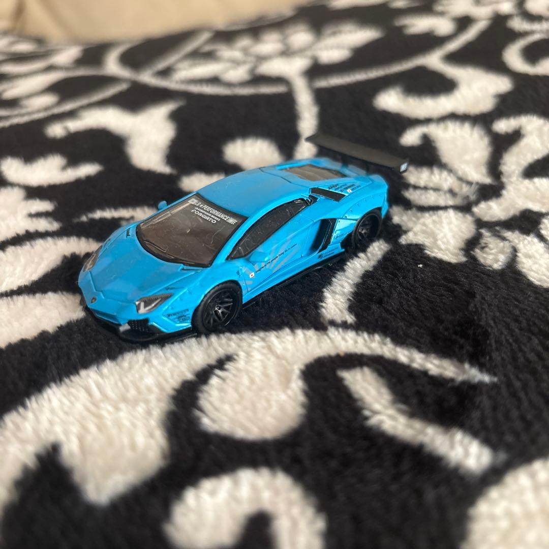 MINI GT 1/64 リバティーウォーク　LBWK GT-R ランボルギーニ