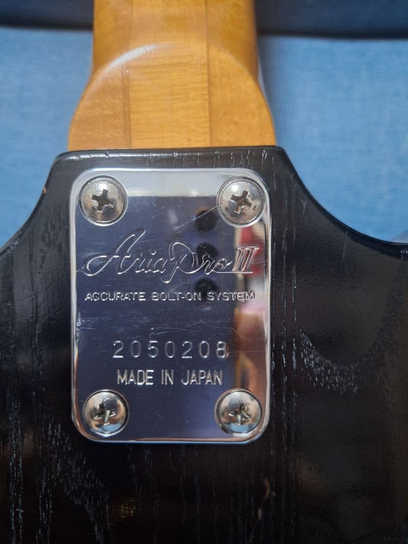 【日本製】マツモク　CS-250　調整済　エレキギター　カートコバーン