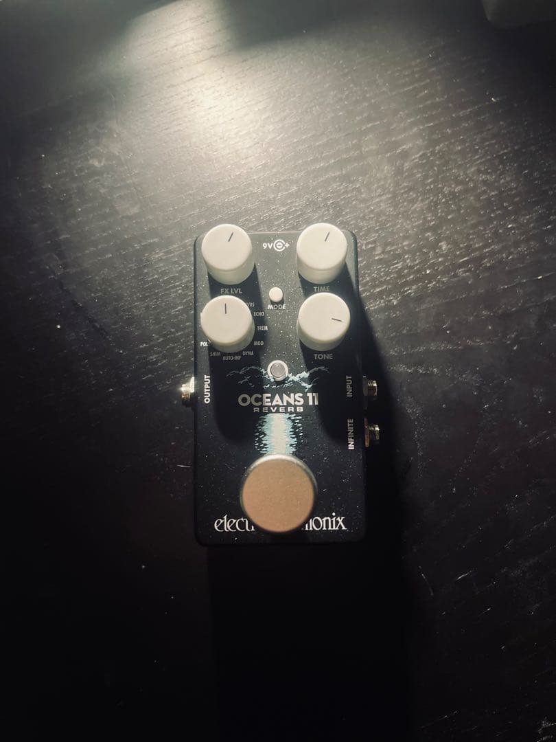 Electro-Harmonix Oceans 11 ギターエフェクター