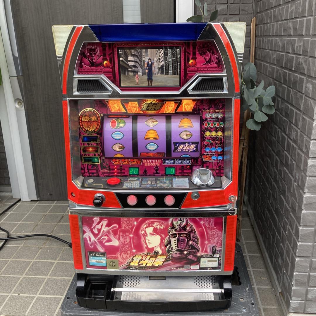 【お値下げOK】 サミー 北斗の拳 4号機 初代 ユリア 鍵あり 不要機