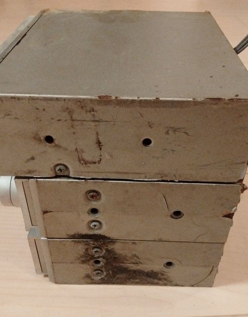 Clarion 当時物 カーオーディオ 動作未確認シャンク