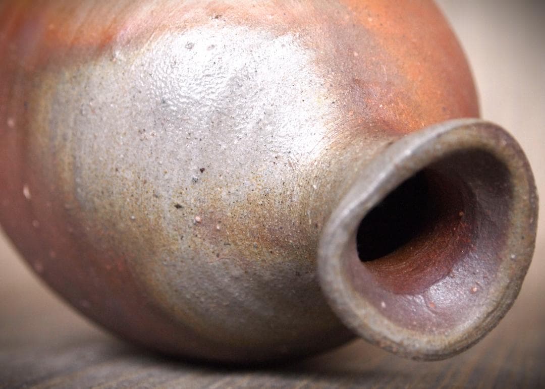 人気作家★中村和樹【師：中村真・中村六郎】★備前【窯変】徳利２★共箱・布