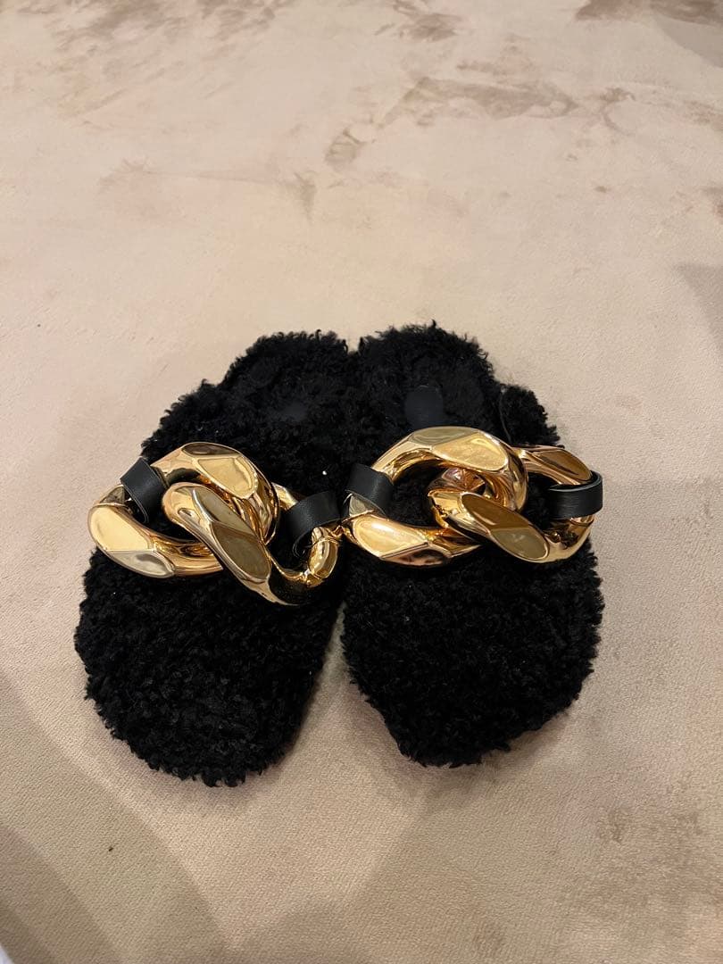 JW ANDERSOMファー素材 金属チェーン サンダル