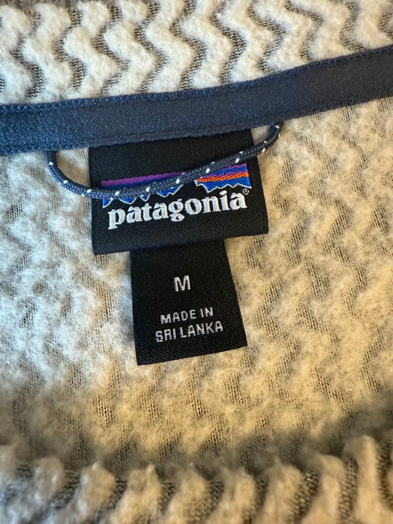 パタゴニア　メンズ・R1エア・クルー　Oar Tan Mサイズ