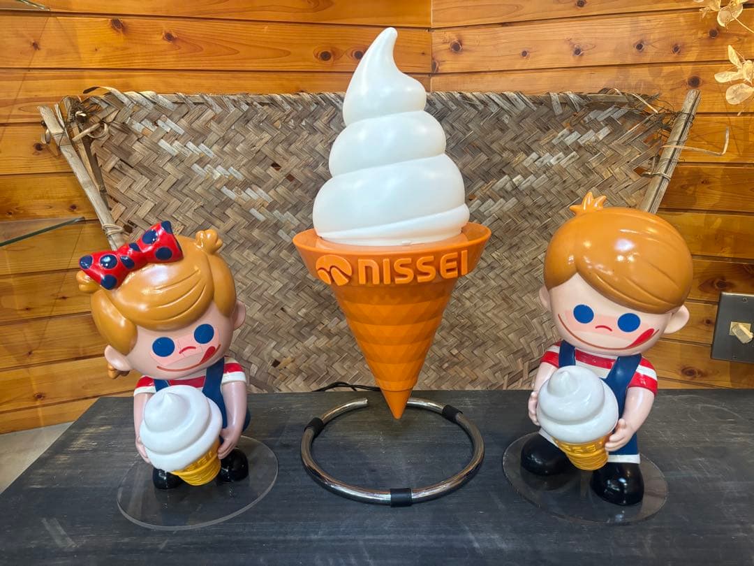 NISSEI アイスクリームコーンランプとフィギュアセット　非売品