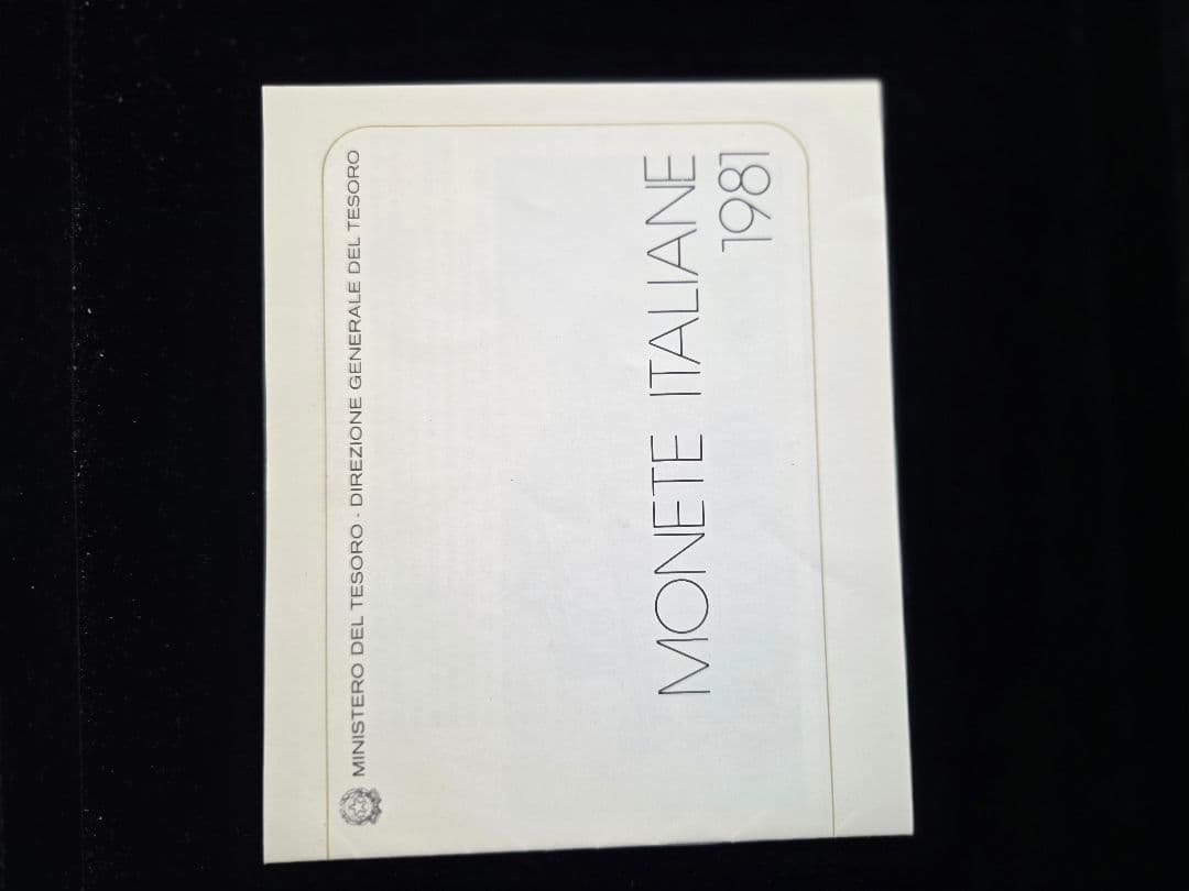 (稀少)イタリア共和国　銀貨と記念貨入りミントセット　11枚　1981