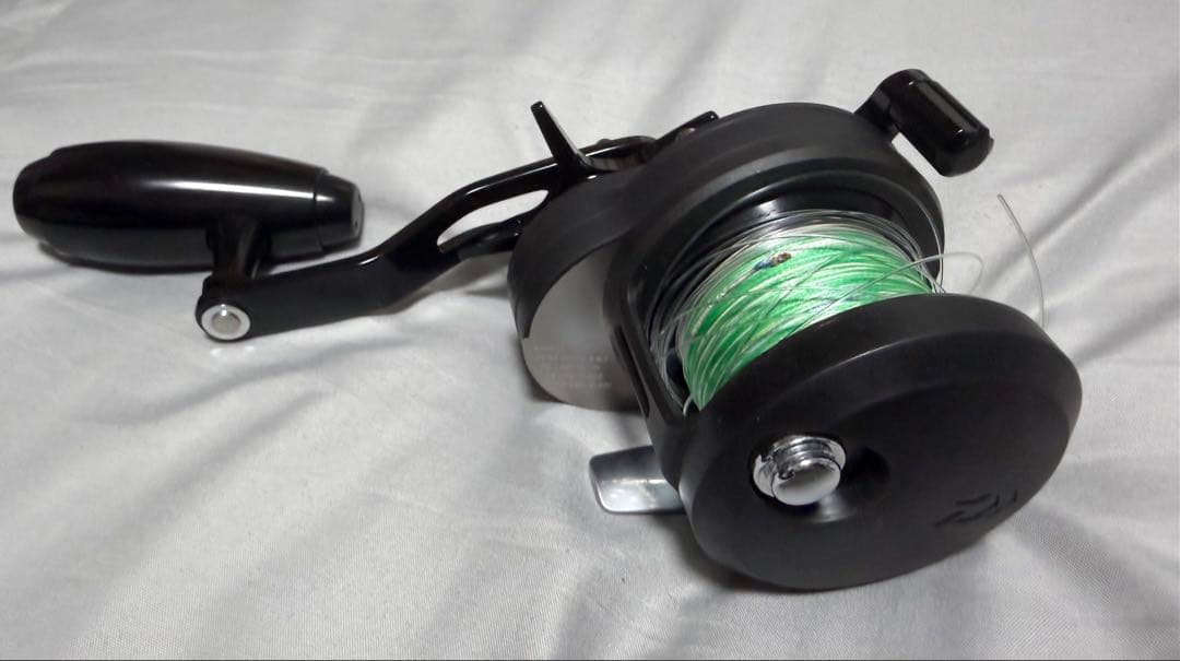 ヨッシー　CATALINA 15H-SJ ブラック ベイトリール