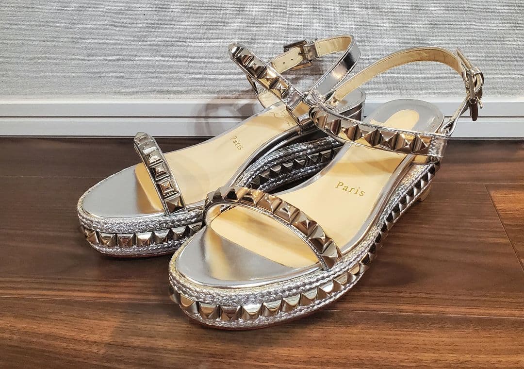 【新品未使用】 クリスチャンルブタン　サンダル　カタクロウ　ピラクロウ