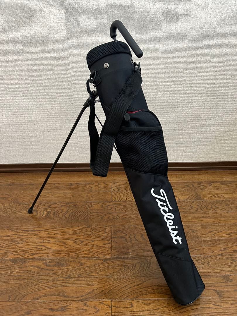 【美品】タイトリスト セルフスタンドバッグ (BK)