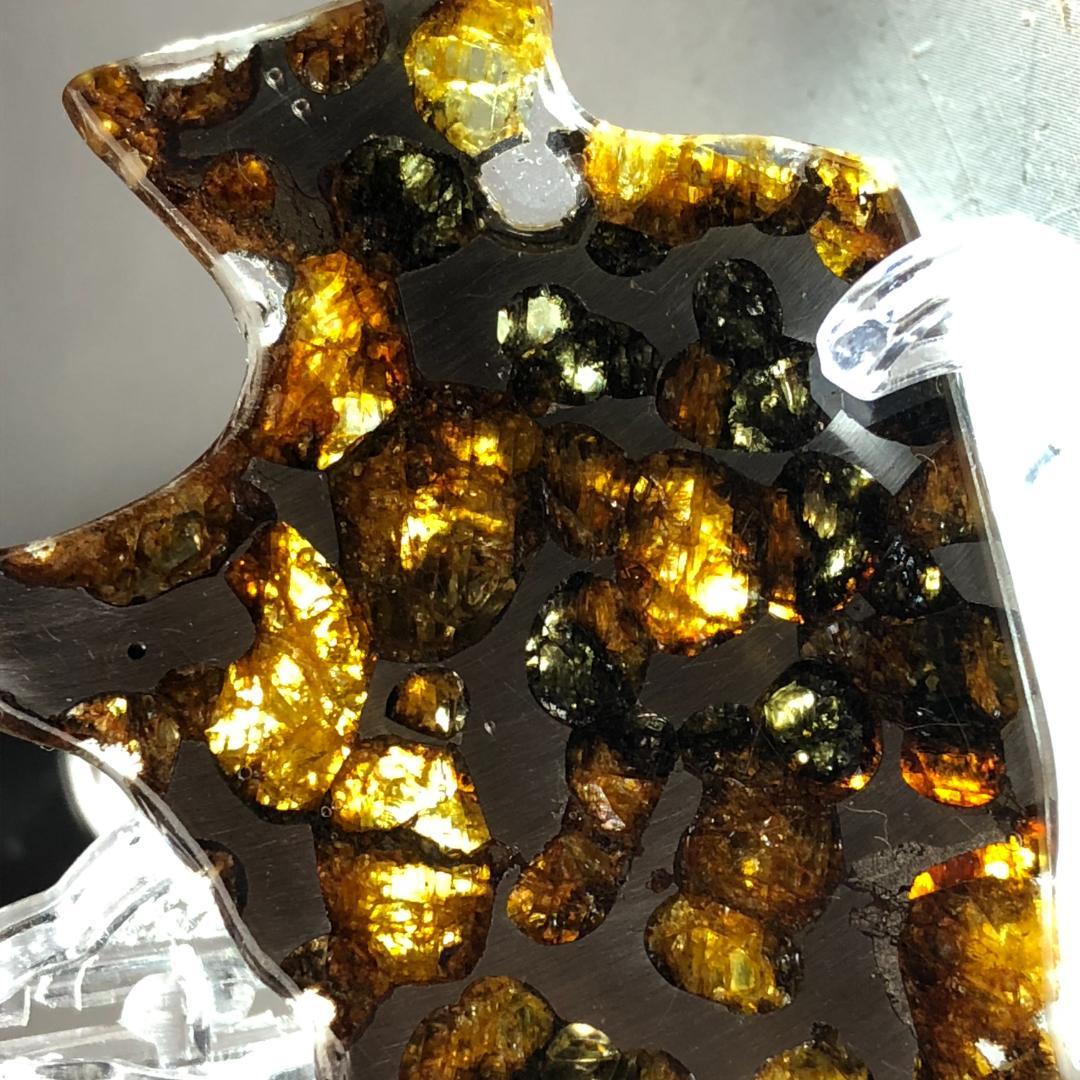 ひ*ち様 パラサイト隕石 隕石　石鉄隕石　セリコ隕石 美品　重さ約17ｇ　共箱