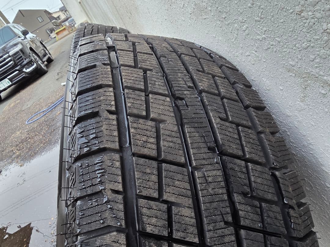 18インチ ブラック ホイールセット ランクル300 スタッドレス　2025年製