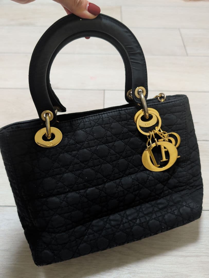 Dior　ブラックキルティングハンドバッグ