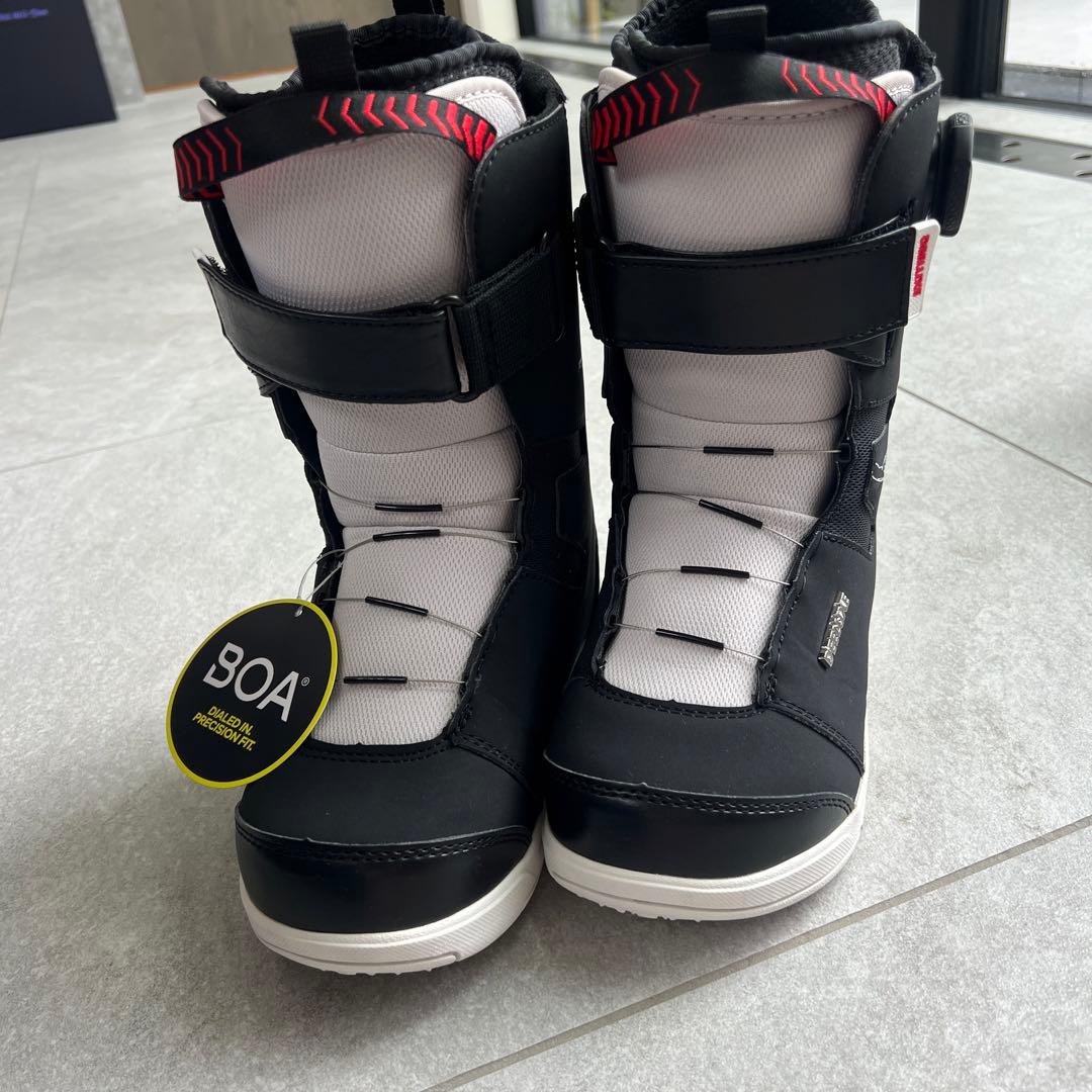 新品未使用　DEELUXE ディーラックス　22cm ラフダイヤモンド　スノボ