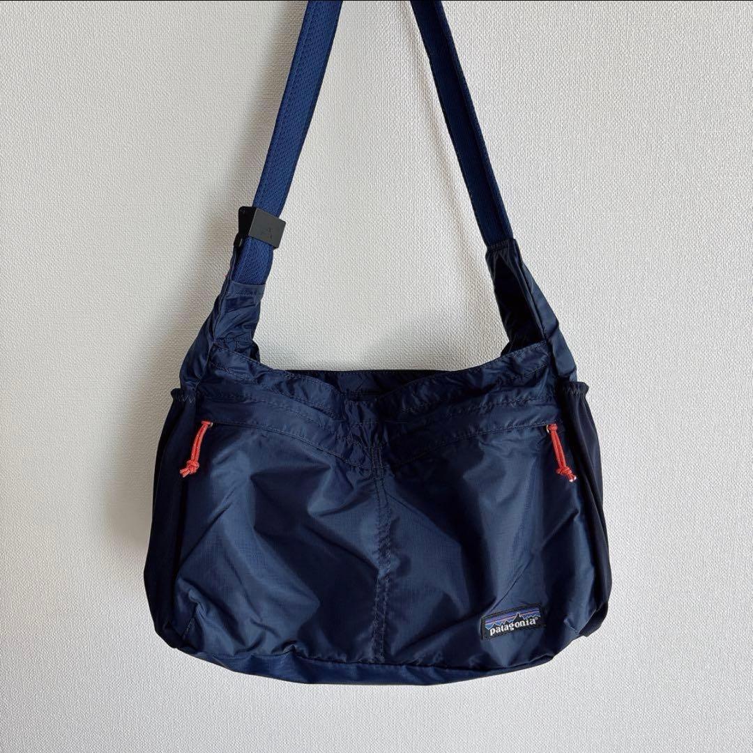 パタゴニア ショルダーバッグ ネイビー 軽量
