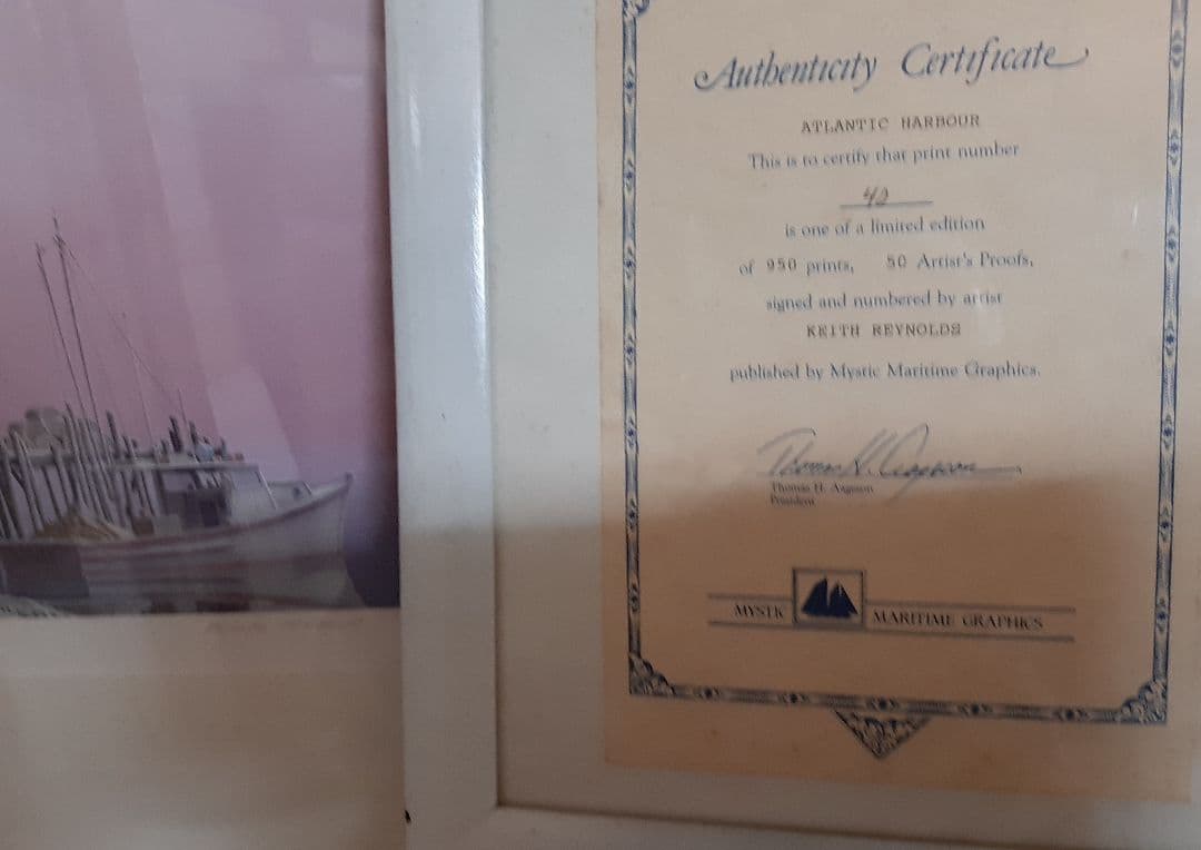 キース レイノルズ なんと美しい絵。 右上の 点と 丸は 蛍光灯が 写って いる