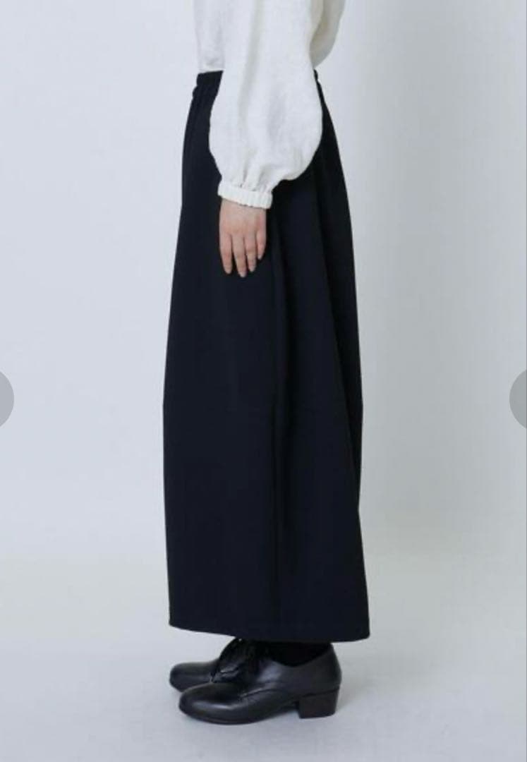 未使用 ロワズィール LOISIR ダブルクロスボトルシルエットパンツ