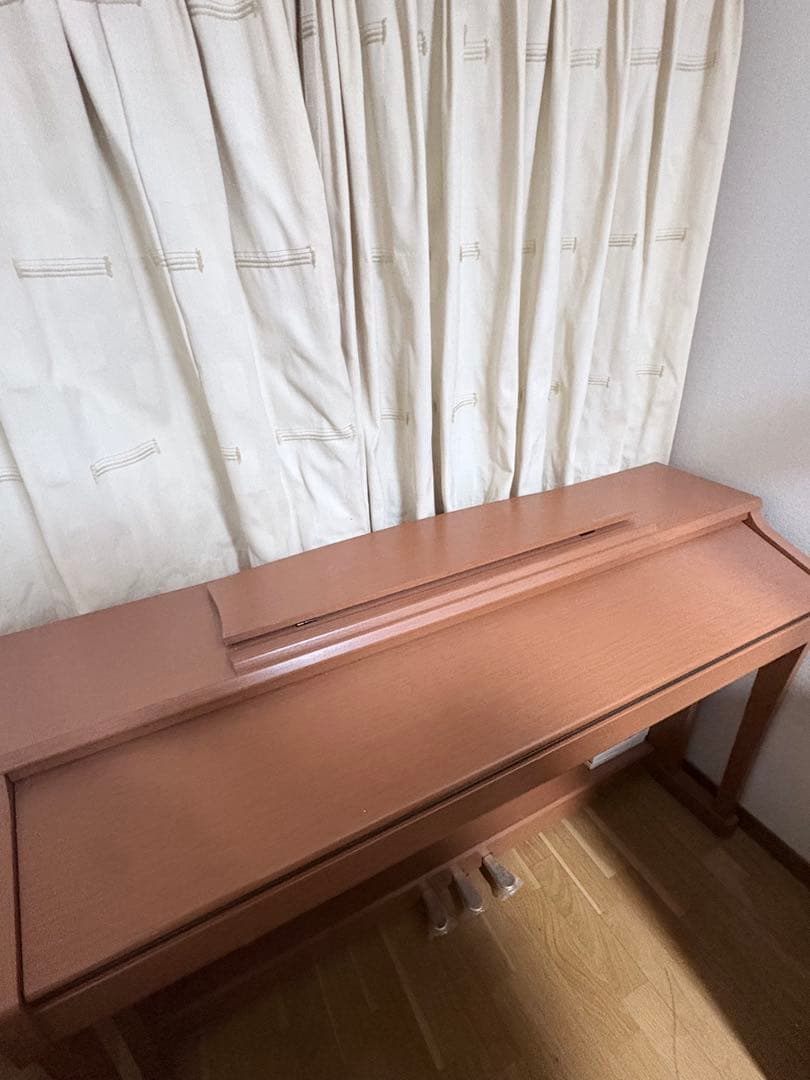 KAWAI製の88鍵電子ピアノ