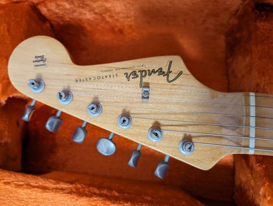 Fender American Vintage ストラトキャスター57 白