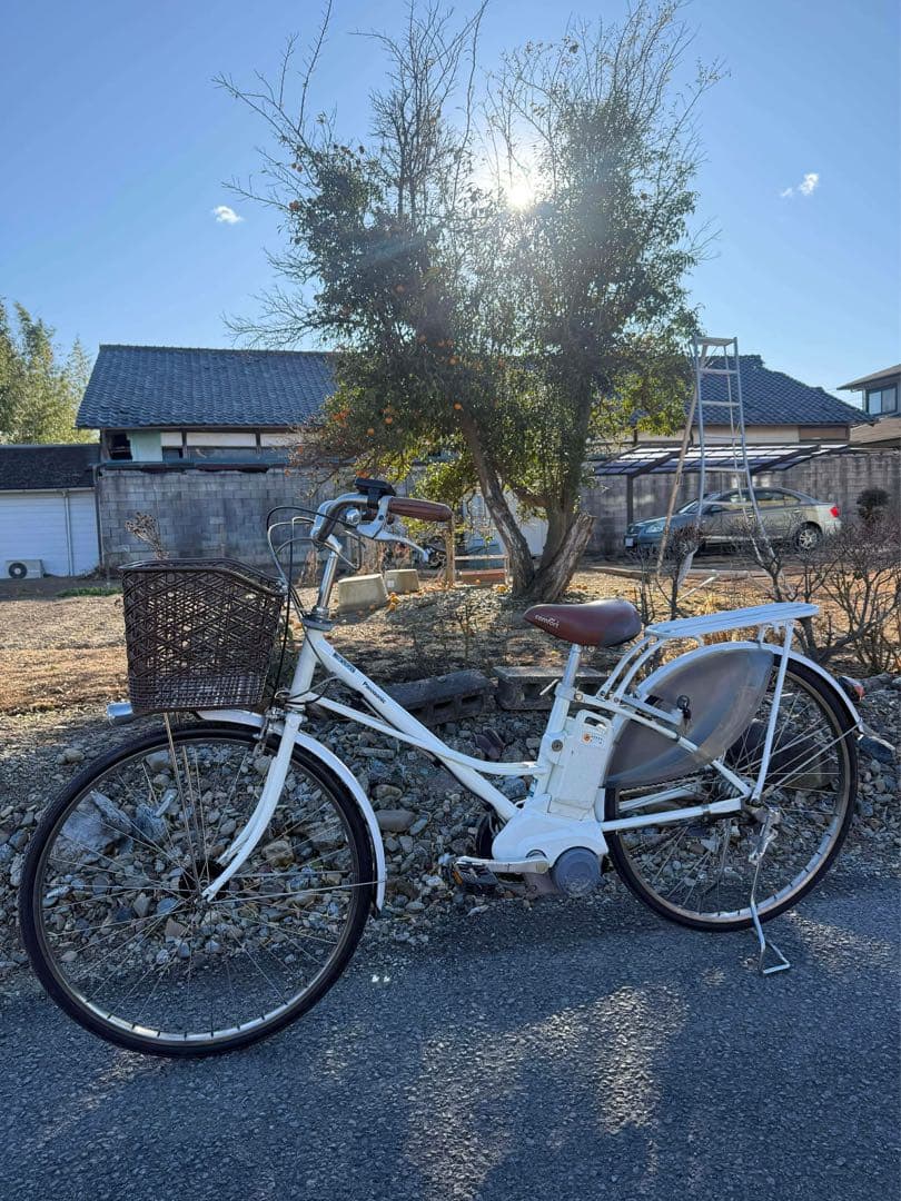ホワイト 電動アシスト自転車 シティタイプ