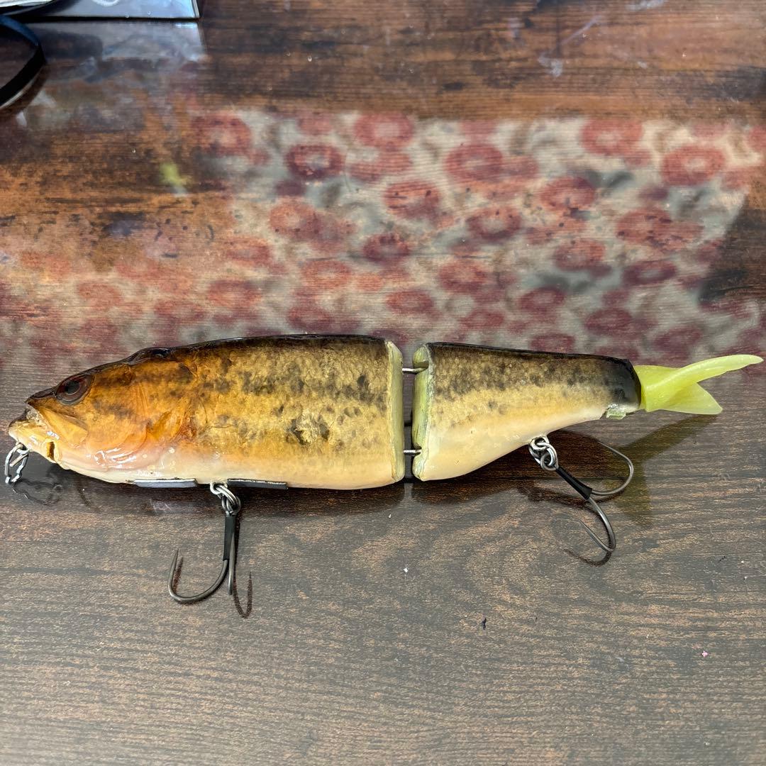 クラッシュ9魚皮