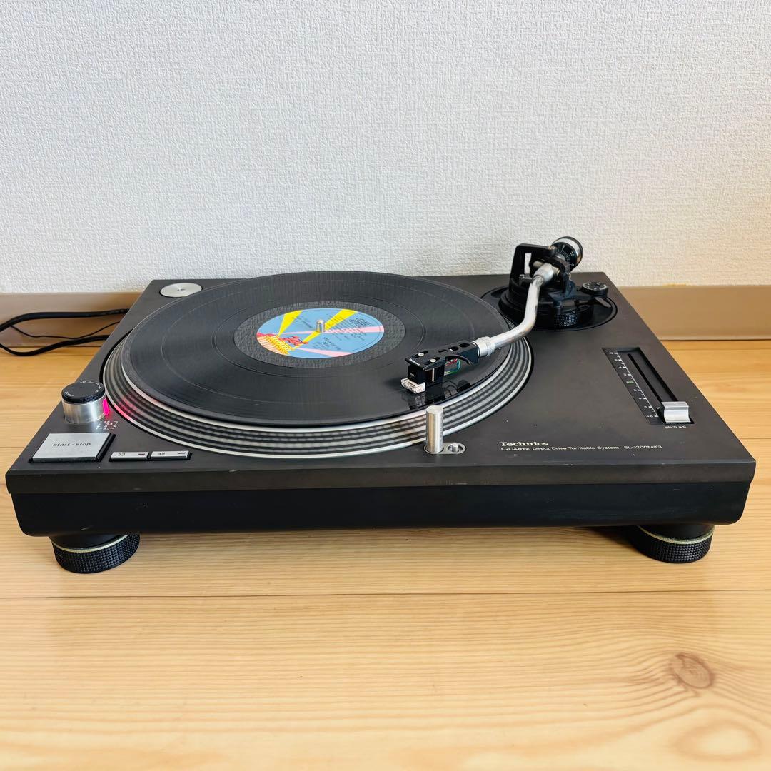 【美品】Technics SL-1200 MK3 テクニクス　レコードプレーヤー