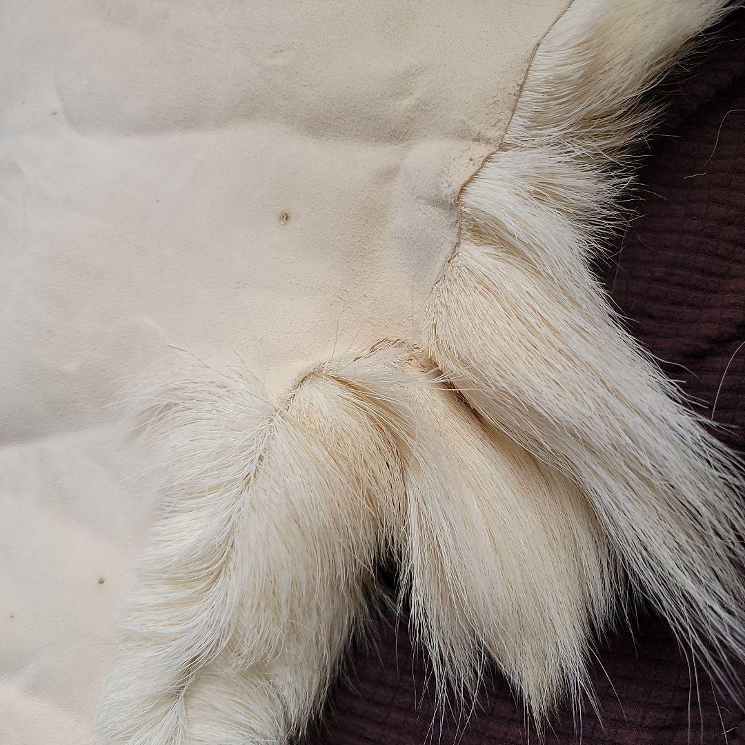 トナカイ毛皮　高級毛皮ラグ