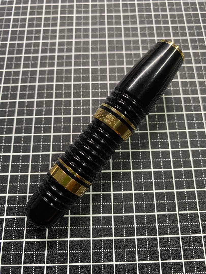 Platinum Glamor 万年筆　字幅M