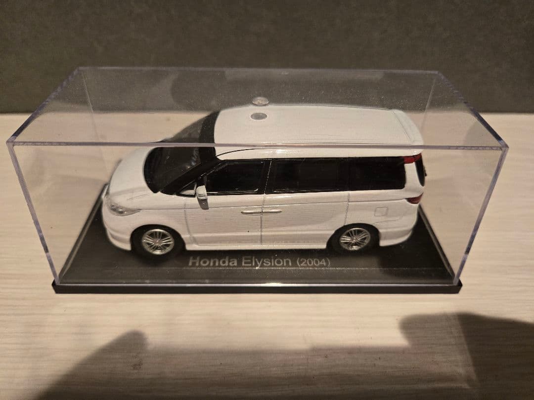 1/43  ホンダ　HONDA エリシオン　ミニカー