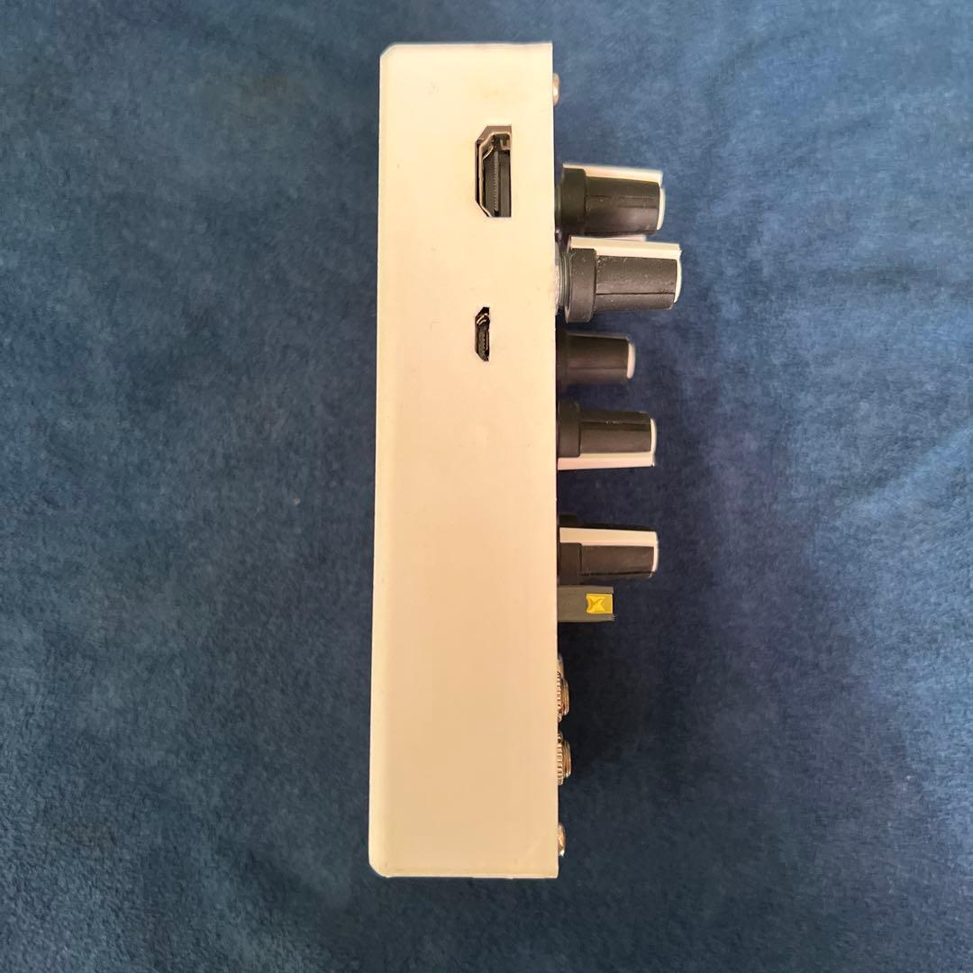 Hypno Sleepy Circuits (ビデオシンセ)