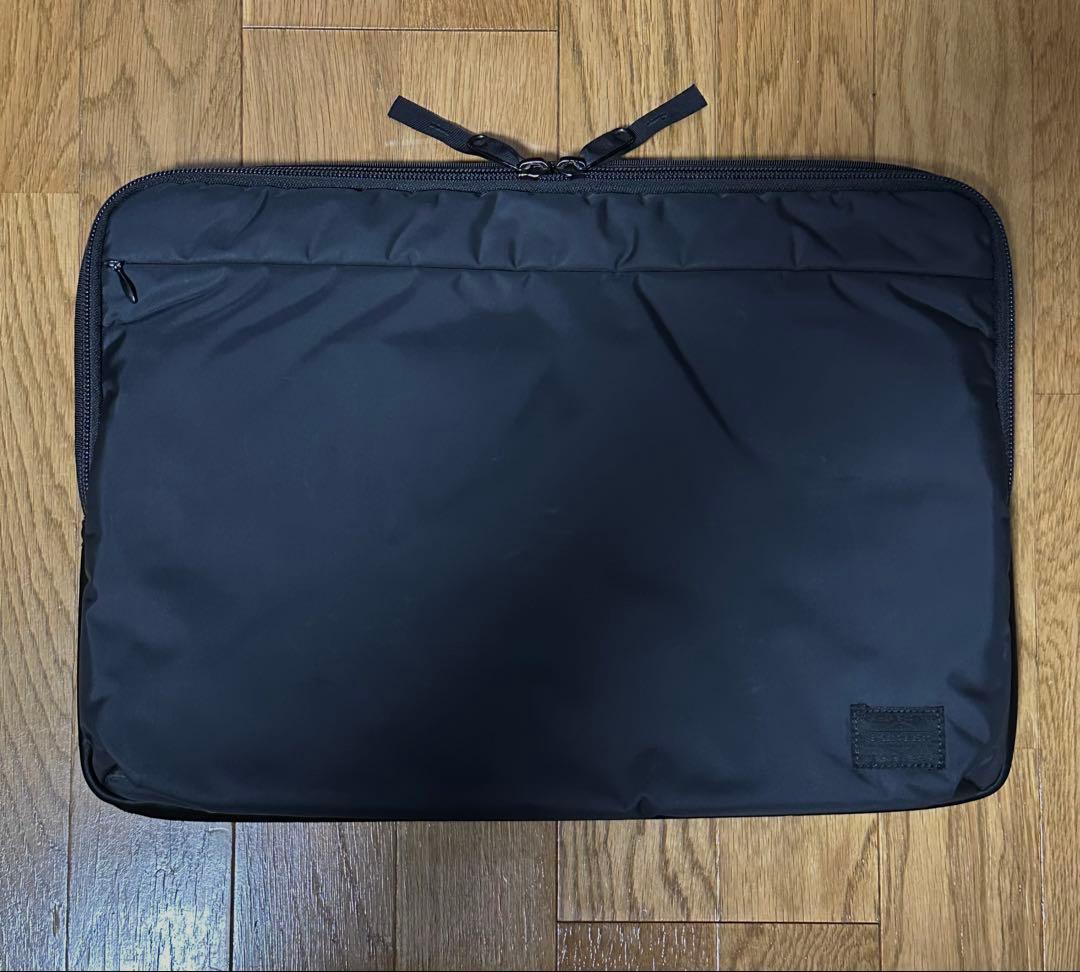 マ*明様 ヘッドポーターブラックビューティPCケース MacBookケース 15