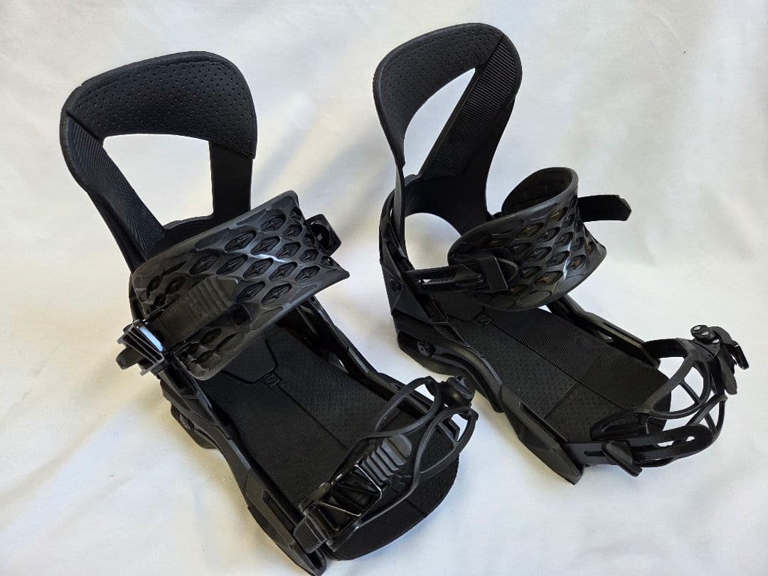 SALOMON HOLOGRAM 21-22モデル