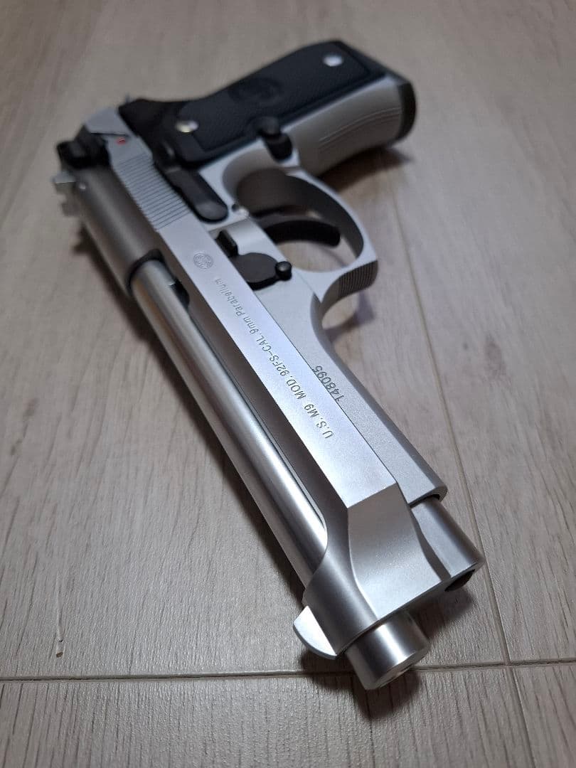 美品　東京マルイ　M92FS　IONX　ハイグレードモデル　塗装品