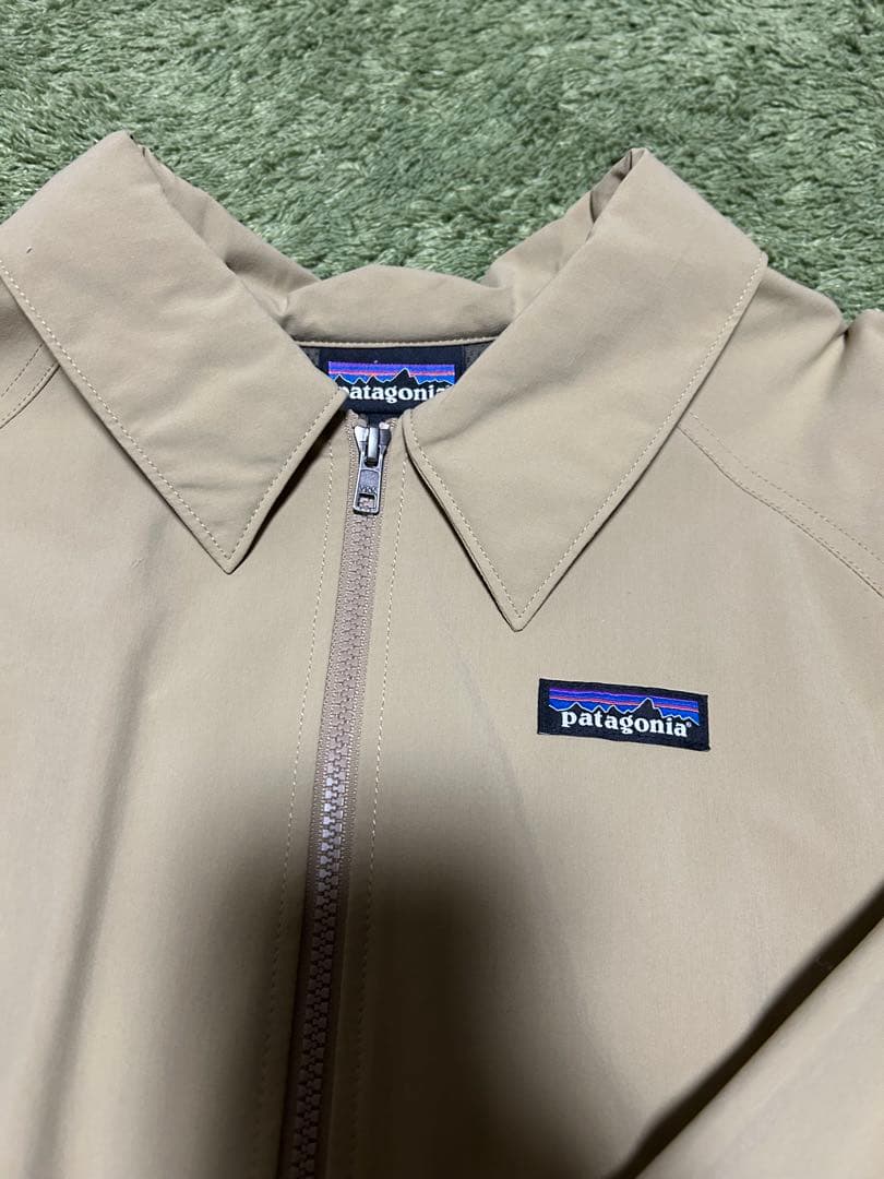 最*す様 patagonia ナイロンジャケット M ベージュ