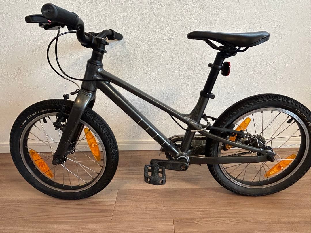 スペシャライズド　JETT16インチ