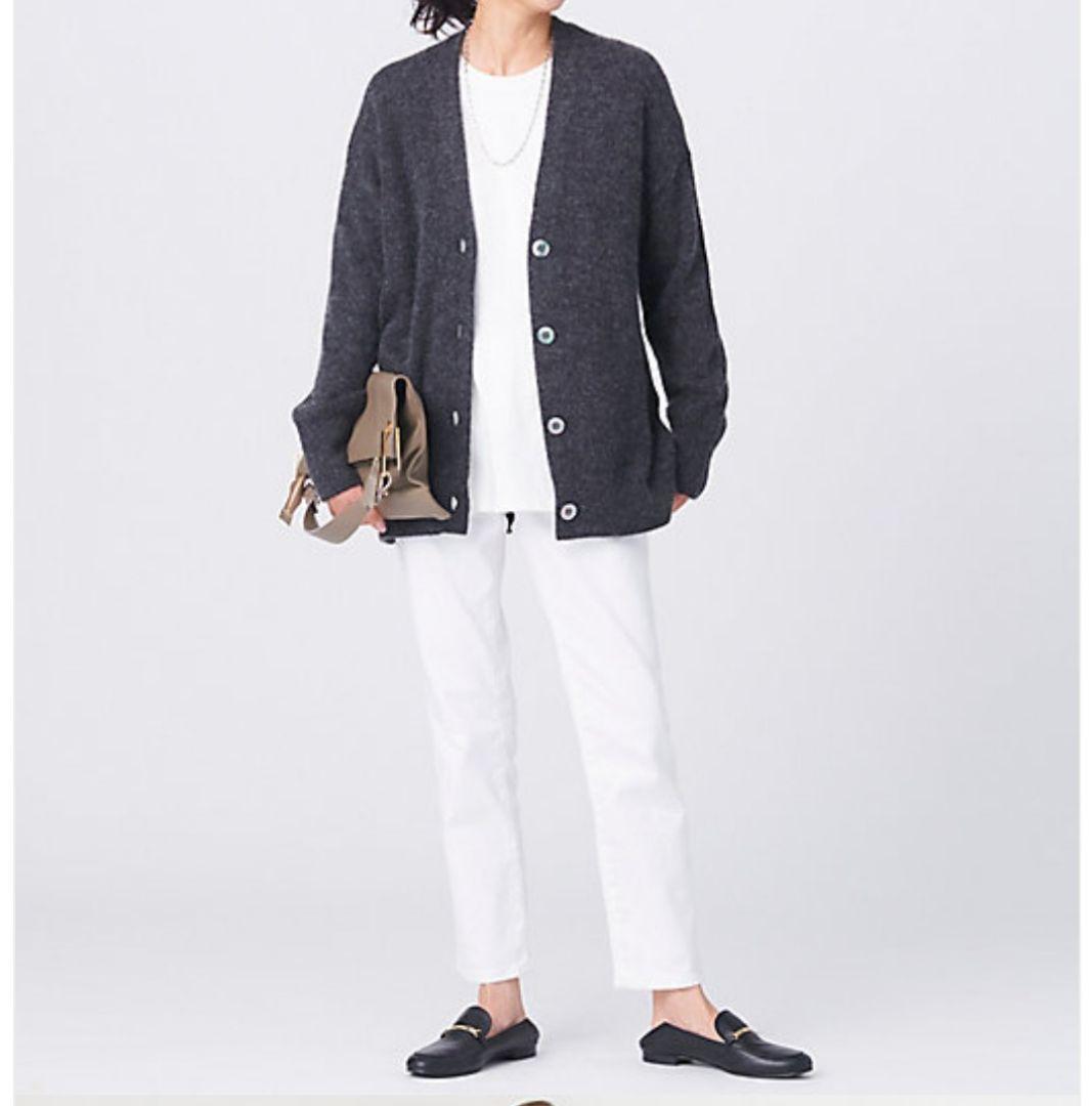 新品タグ付！ 大きいサイズ 46 23区モヘヤ混　Vネックカーディガン