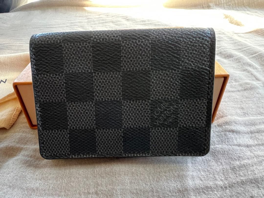 ルイヴィトン ダミエグラフィット名刺入れ 美品M63338