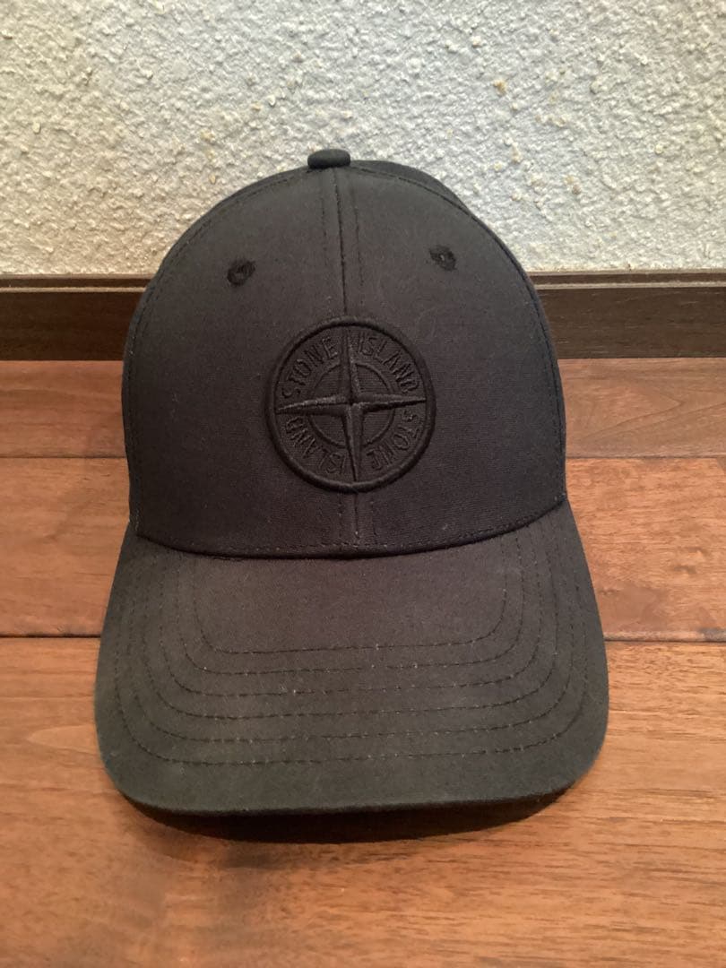 Stone  ベースボールキャップ